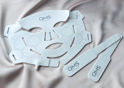 Derma Expert LED Light Treatment - QMS Medicosmetics