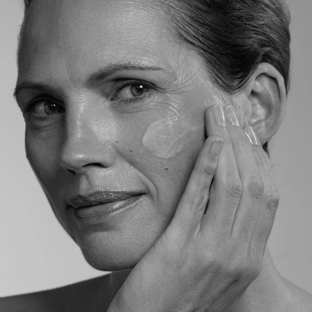 PRECISION CARE COLLAgen3D™ Gel Mask - QMS Medicosmetics